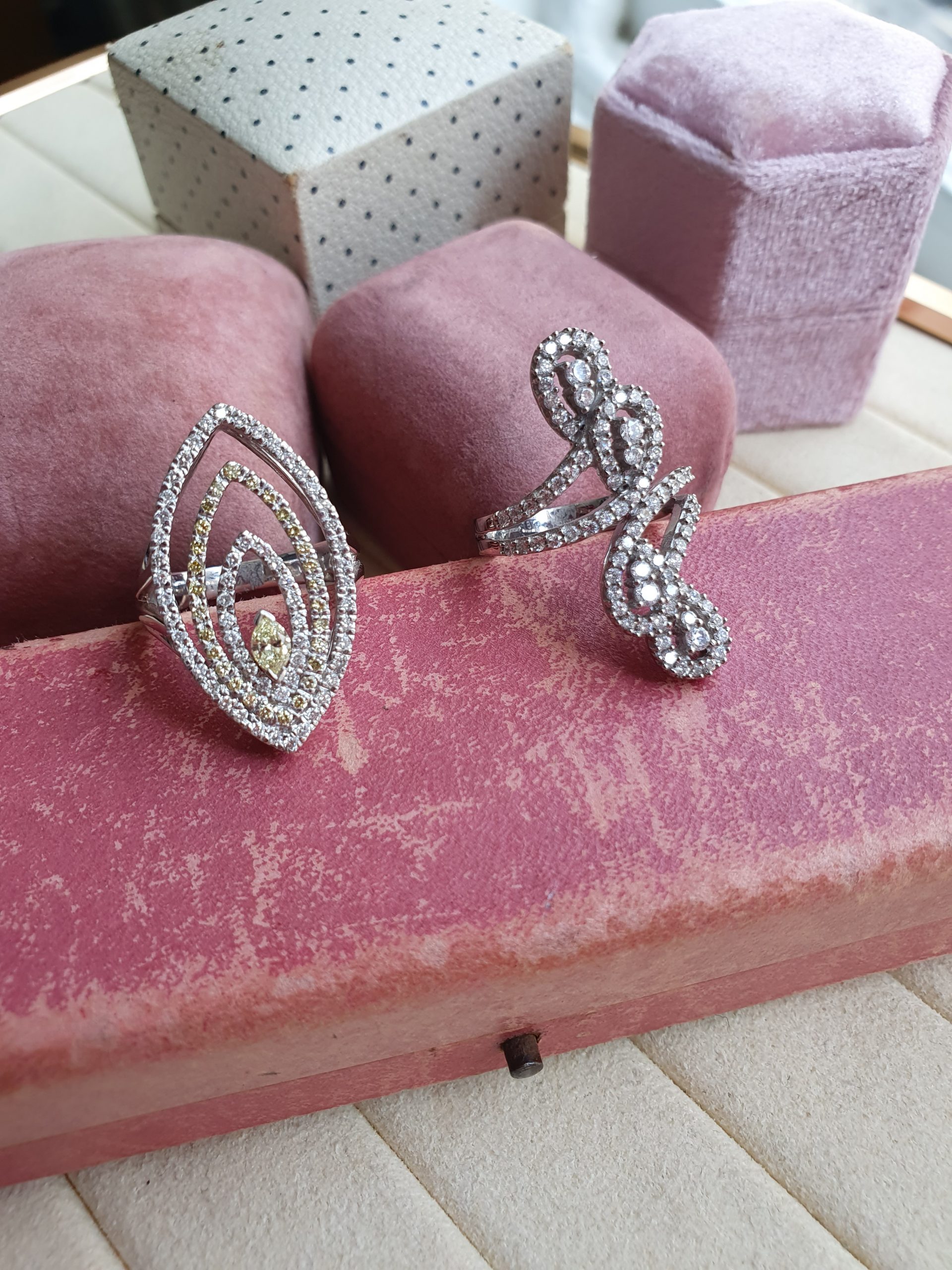 vintage diamond cocktail rings with jewellery boxes cavendish jewellers