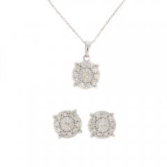 Diamond Pendant and Ear Studs set