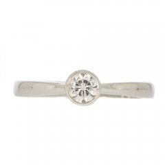 Platinum Diamond Solitaire Rin
