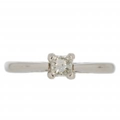 Platinum Princess cut Diamond Solitaire Ring
