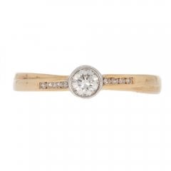Vintage 18ct Gold Diamond Solitaire Ring