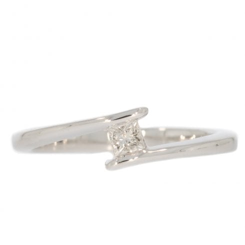 White Gold Princess Cut Diamond Crossover Ring