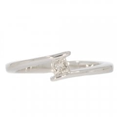 White Gold Princess Cut Diamond Crossover Ring